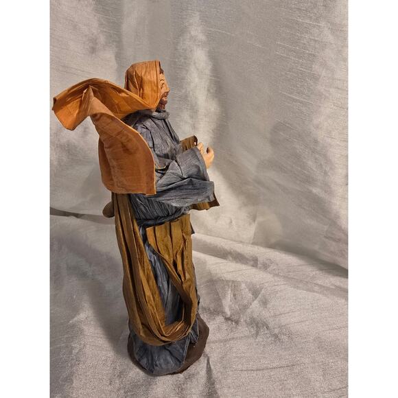 Vintage Paper Mache Joseph - Nativity Scene - Picture 4 of 5